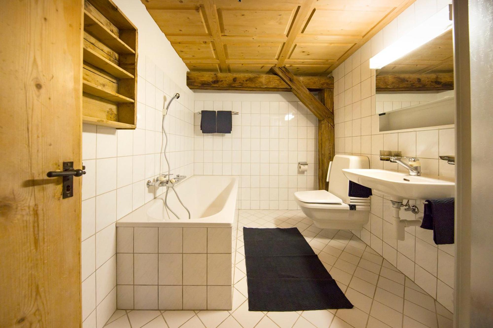 Hotel Chasa Chalavaina Мюстаир Номер фото